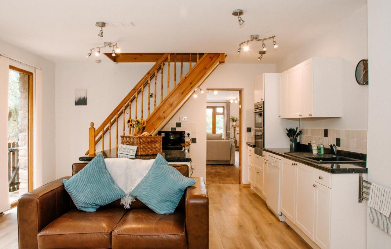 Holly Cottage, 2 Bed House, Sleeps 6 Cleobury Mortimer Εξωτερικό φωτογραφία